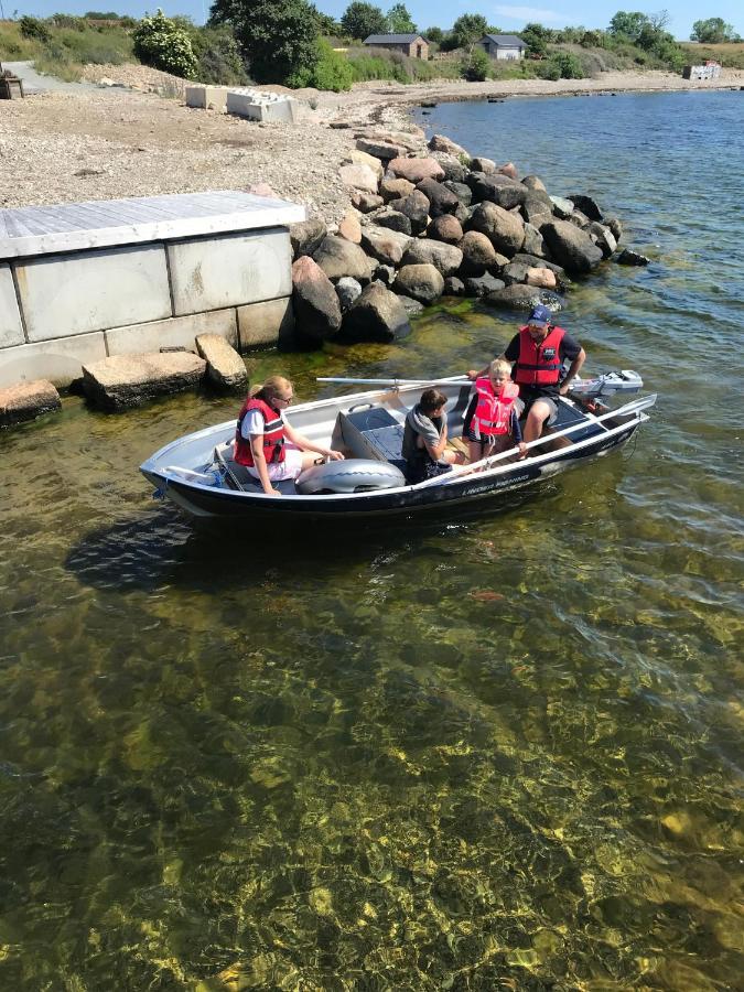 Stenkustens Hamn Borgholm Exterior foto